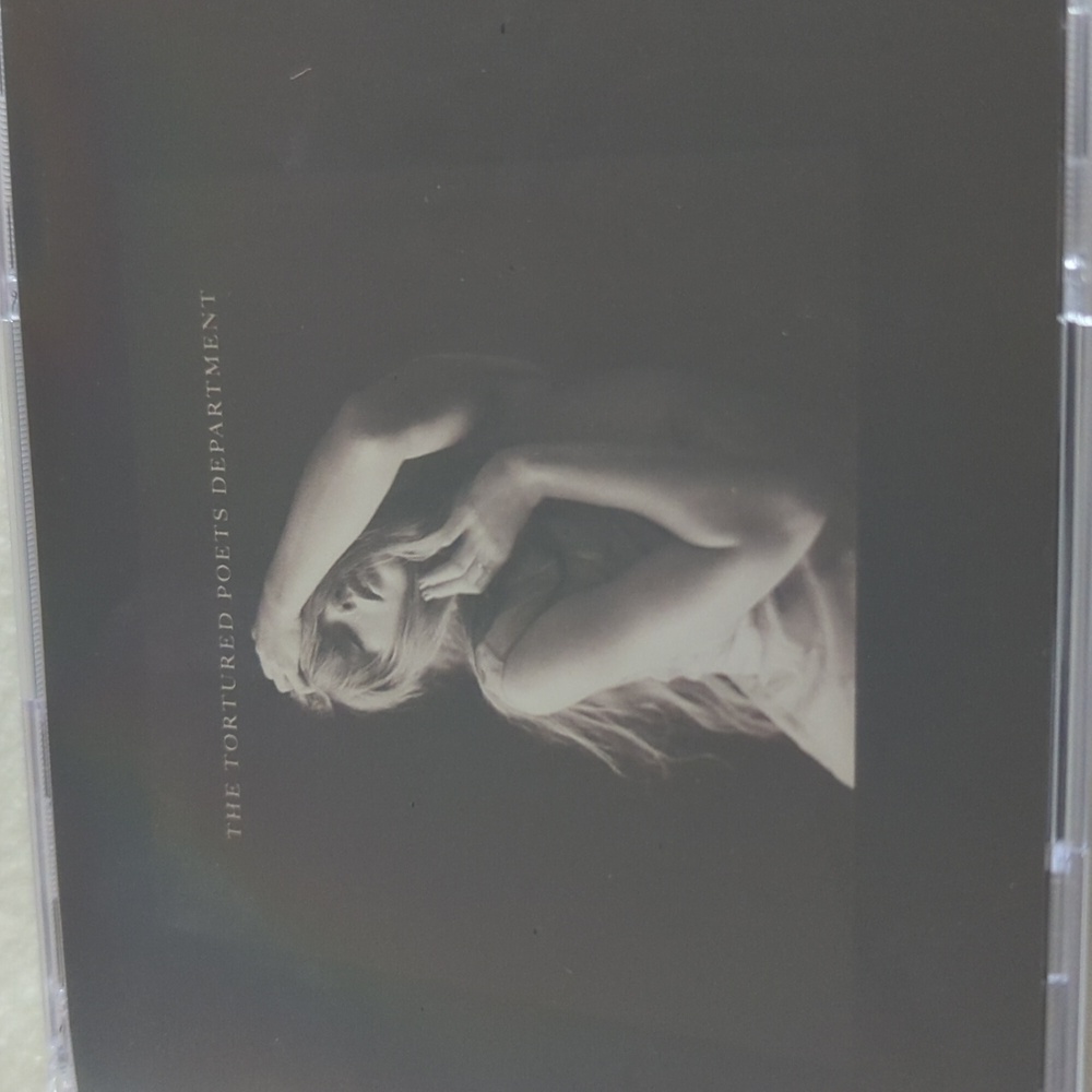 The Black Dog Taylor Swift Collectors Edition Deluxe CD 🤍🖤